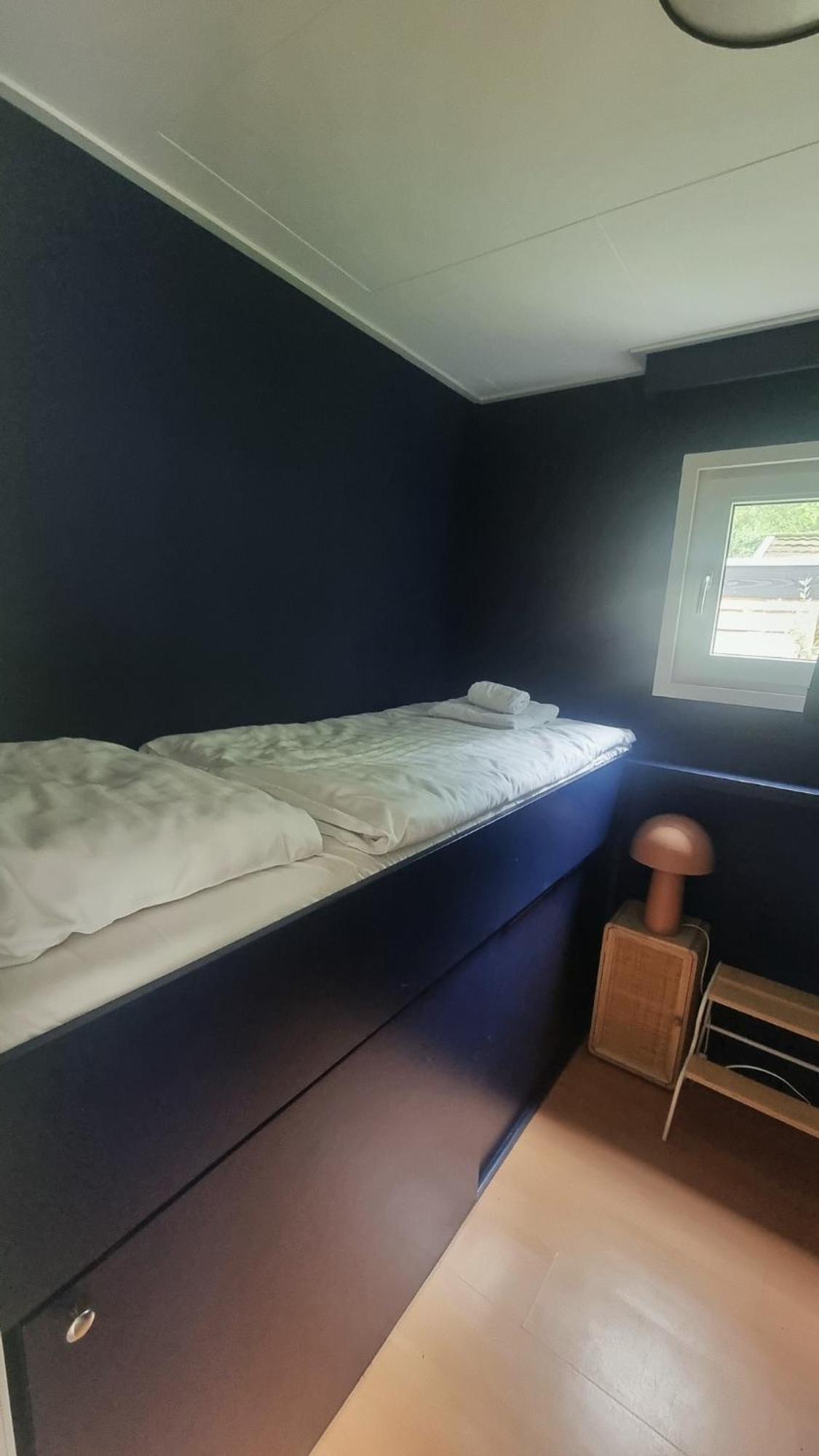 Gezellig Gemoderniseerd Chalet Op De Veluwe Putten Exteriör bild